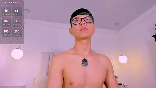 Snapshot of CodyTwink chatting on July 1, 2026, 1:34 pm CodyTwink online show from July 1, 2026, 1:34 pm
