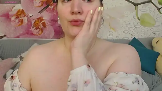 Snapshot of Nataly_cute chatting on April 9, 2026, 6:13 pm Nataly cute online show from April 9, 2026, 6:13 pm