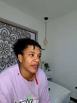 Selket11 online show from January 22, 2025, 5:06 pm