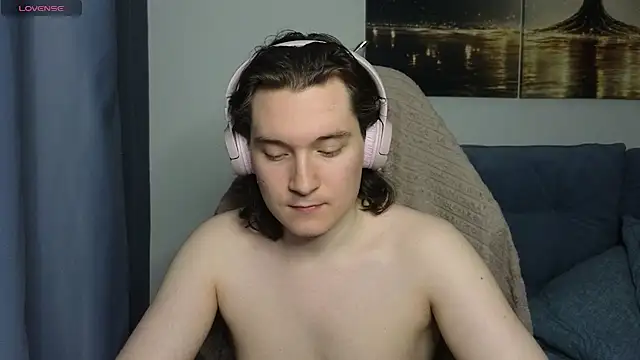 MoreRealAlex online show from July 10, 2026, 12:52 pm