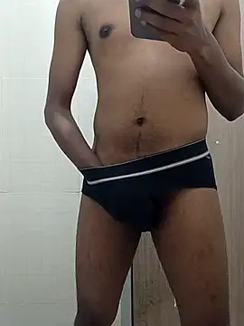 Snapshot of JerryJerome01 chatting on July 12, 2026, 2:52 pm JerryJerome01 online show from July 12, 2026, 2:52 pm