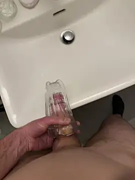 oneeight28 online show from January 12, 2026, 1:49 pm