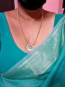 ananya956 online show from September 10, 2025, 10:59 am