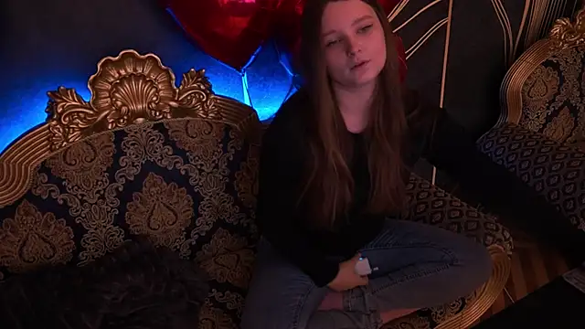 MagicPeachh  online show from February 10, 2026, 1:15 pm