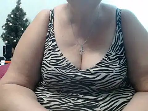 Snapshot of DeniseeRose chatting on December 3, 2024, 11:46 pm DeniseeRose online show from December 3, 2024, 11:46 pm