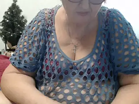 Snapshot of DeniseeRose chatting on December 7, 2024, 8:16 pm DeniseeRose online show from December 7, 2024, 8:16 pm