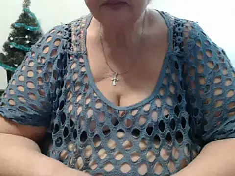 Snapshot of DeniseeRose chatting on January 3, 2025, 6:24 pm DeniseeRose online show from January 3, 2025, 6:24 pm