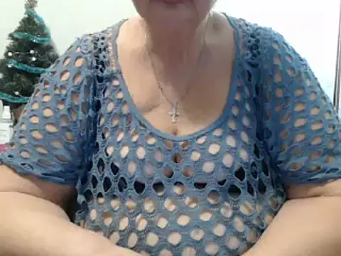 Snapshot of DeniseeRose chatting on January 4, 2025, 2:14 pm DeniseeRose online show from January 4, 2025, 2:14 pm