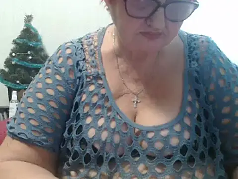 Snapshot of DeniseeRose chatting on January 4, 2025, 10:55 pm DeniseeRose online show from January 4, 2025, 10:55 pm