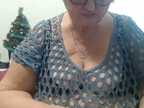 Snapshot of DeniseeRose chatting on January 5, 2025, 11:12 pm DeniseeRose online show from January 5, 2025, 11:12 pm