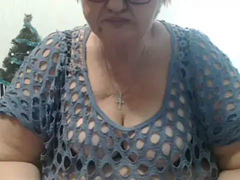 Snapshot of DeniseeRose chatting on January 14, 2025, 5:12 pm DeniseeRose online show from January 14, 2025, 5:12 pm