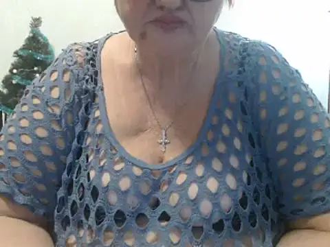 Snapshot of DeniseeRose chatting on January 14, 2025, 8:37 pm DeniseeRose online show from January 14, 2025, 8:37 pm