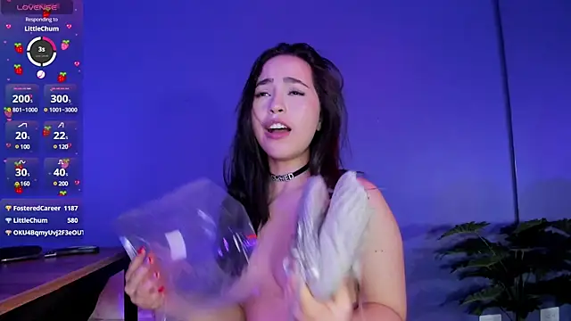 emma morales online show from December 23, 2024, 3:33 pm