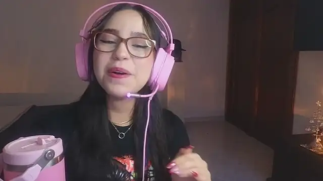 emma morales online show from January 7, 2025, 10:52 pm