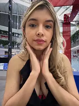 Snapshot of carolina__star chatting on December 15, 2024, 11:53 pm carolina star online show from December 15, 2024, 11:53 pm