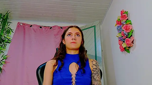 Snapshot of scarlet-jonesx chatting on February 21, 2026, 2:23 am scarlet-jonesx online show from February 21, 2026, 2:23 am