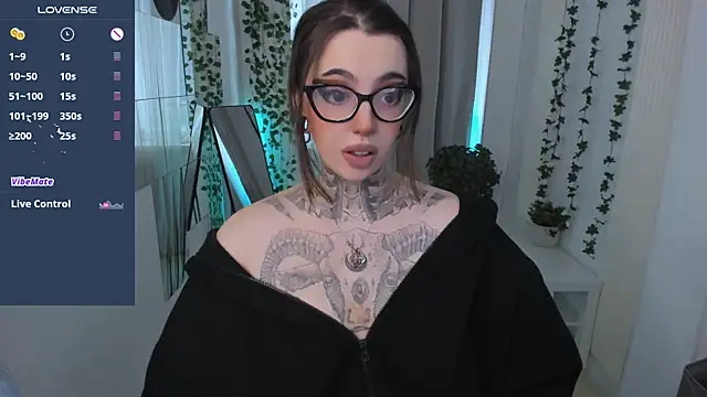 Dixi Pixi  online show from April 10, 2026, 5:45 am