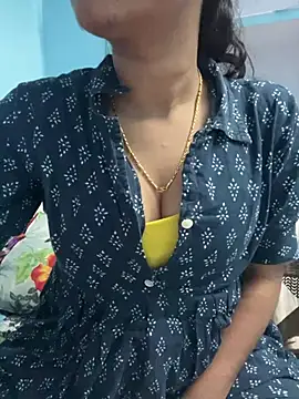 Snapshot of Spicy_sari_girl chatting on January 9, 2025, 10:52 am Spicy sari girl online show from January 9, 2025, 10:52 am