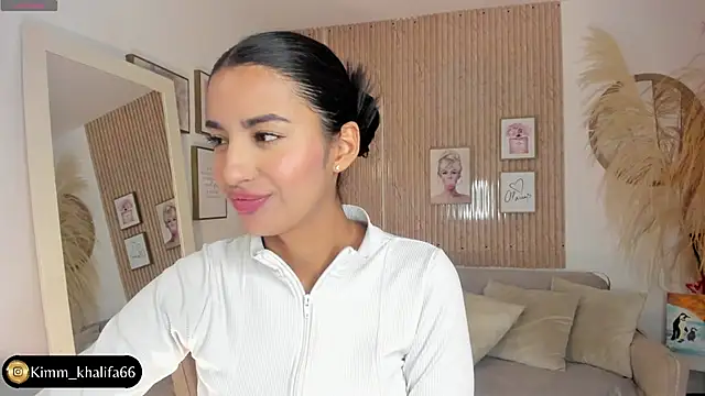 Kimm khalifa online show from March 10, 2025, 9:40 pm