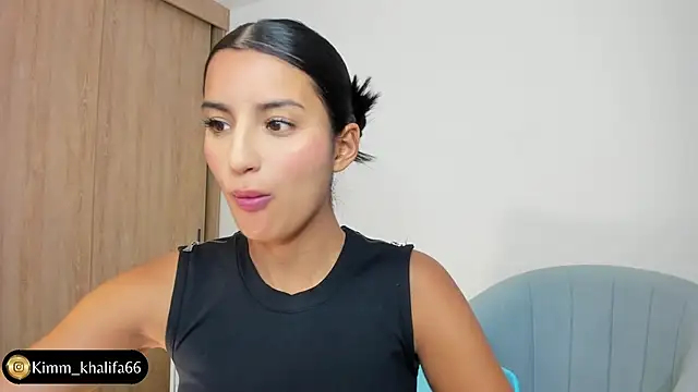 Kimm khalifa online show from March 22, 2025, 12:49 am