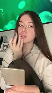 Snapshot of Kimi_Ass chatting on April 21, 2026, 11:27 am Kimi Ass online show from April 21, 2026, 11:27 am