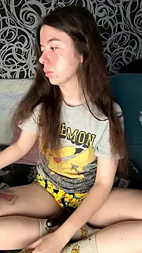 Kimi Ass online show from August 8, 2026, 9:55 am