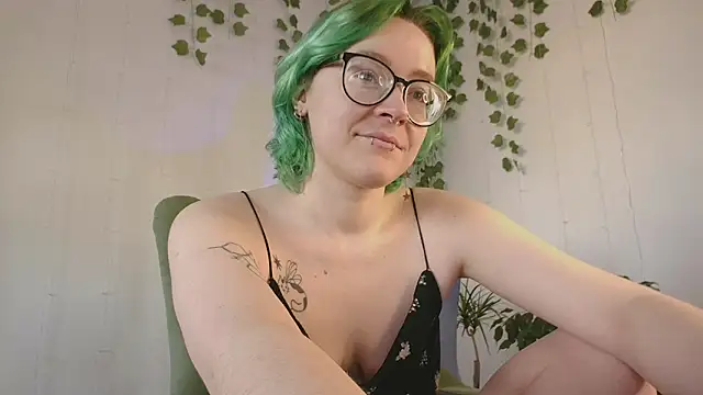 alisahug online show from January 15, 2025, 7:05 am