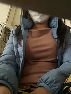 Tuongvy05 online show from February 25, 2025, 8:36 am