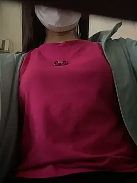 Tuongvy05 online show from March 4, 2025, 2:27 am