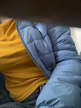 Tuongvy05 online show from December 4, 2025, 7:28 am