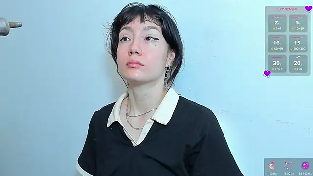 lizzy davis 1 online show from March 20, 2026, 4:39 am