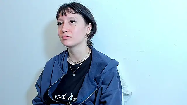 lizzy davis 1 online show from April 3, 2026, 3:48 am