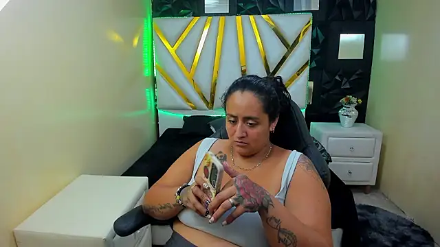 NikolPervertUnlimit online show from February 21, 2026, 3:29 am