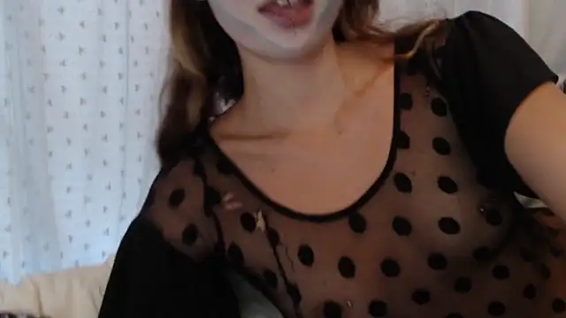 fern4ever online show from October 30, 2025, 11:38 pm