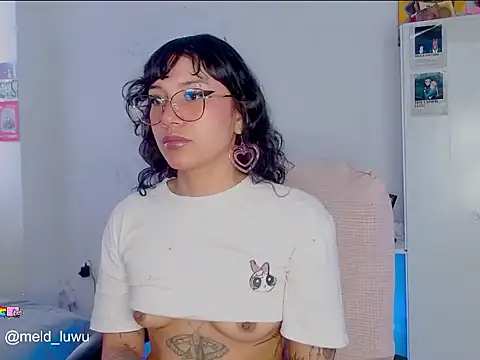 melissahowl online show from December 18, 2025, 5:41 pm