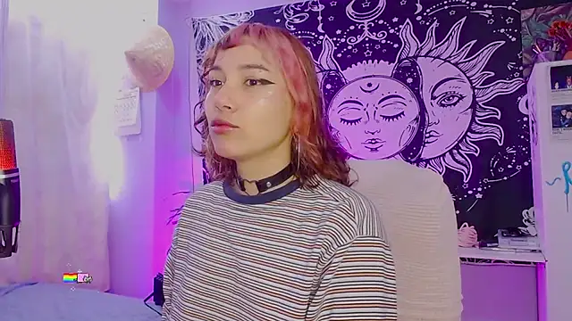 Snapshot of melissahowl chatting on July 13, 2026, 4:43 pm melissahowl online show from July 13, 2026, 4:43 pm