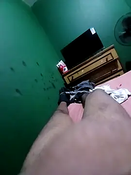 Snapshot of morenogts69 chatting on October 2, 2025, 2:29 am morenogts69 online show from October 2, 2025, 2:29 am