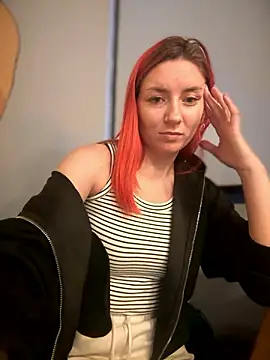 Crazy-Rosa online show from December 1, 2024, 4:29 pm