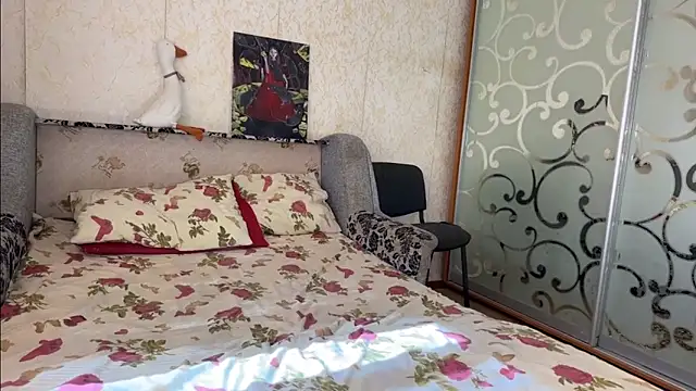 Stick Twlx online show from September 26, 2025, 8:40 am