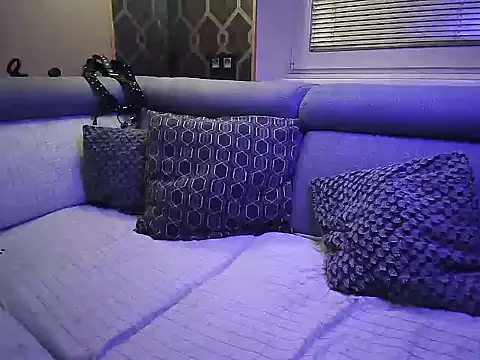 keasol online show from September 12, 2025, 10:32 pm