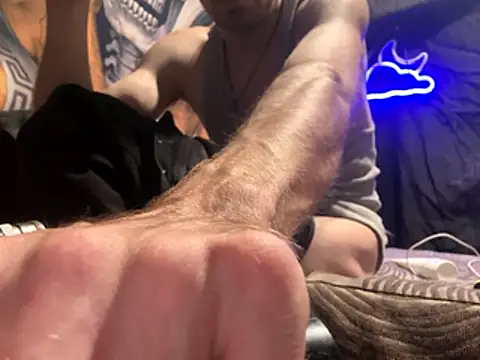 baby23boy online show from December 3, 2025, 11:30 am