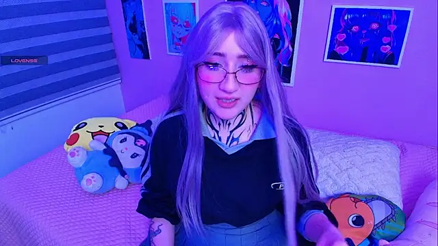 Miwa violet online show from February 3, 2026, 2:53 am