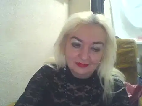 Snapshot of Meri798 chatting on December 16, 2024, 1:42 am Meri798 online show from December 16, 2024, 1:42 am