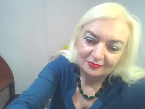 Snapshot of Meri798 chatting on December 21, 2024, 11:13 pm Meri798 online show from December 21, 2024, 11:13 pm