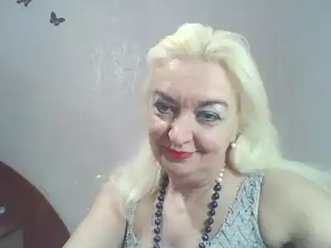 Snapshot of Meri798 chatting on January 5, 2025, 11:44 pm Meri798 online show from January 5, 2025, 11:44 pm