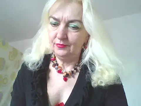 Snapshot of Meri798 chatting on February 15, 2025, 1:38 pm Meri798 online show from February 15, 2025, 1:38 pm