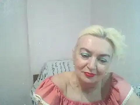 Snapshot of Meri798 chatting on March 12, 2025, 7:06 pm Meri798 online show from March 12, 2025, 7:06 pm