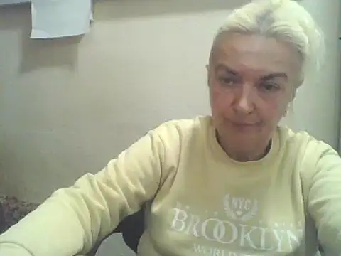 Snapshot of Meri798 chatting on September 30, 2025, 7:19 pm Meri798 online show from September 30, 2025, 7:19 pm