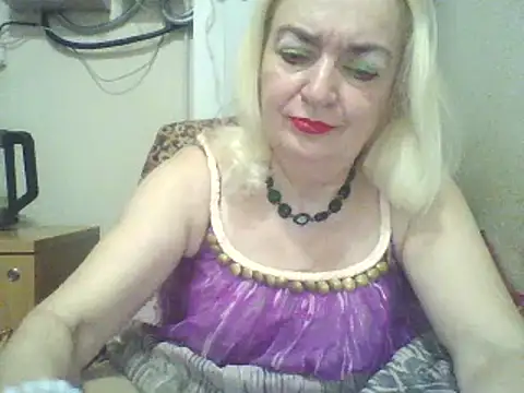 Meri798 online show from November 11, 2025, 9:59 pm