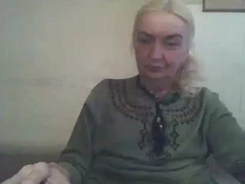 Snapshot of Meri798 chatting on May 17, 2026, 4:58 pm Meri798 online show from May 17, 2026, 4:58 pm